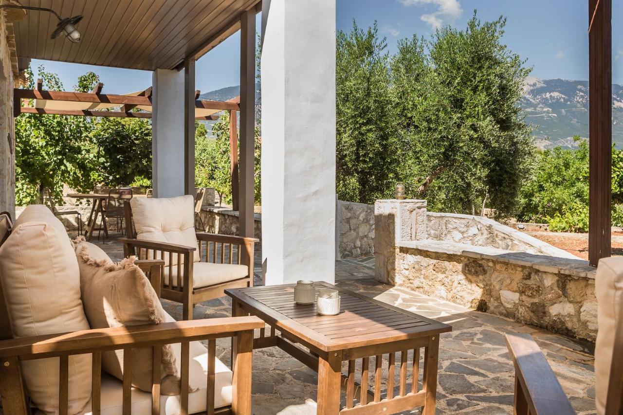 Ploes Luxury Cottages Pesadha ภายนอก รูปภาพ