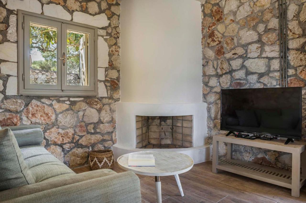 Ploes Luxury Cottages Pesadha ภายนอก รูปภาพ