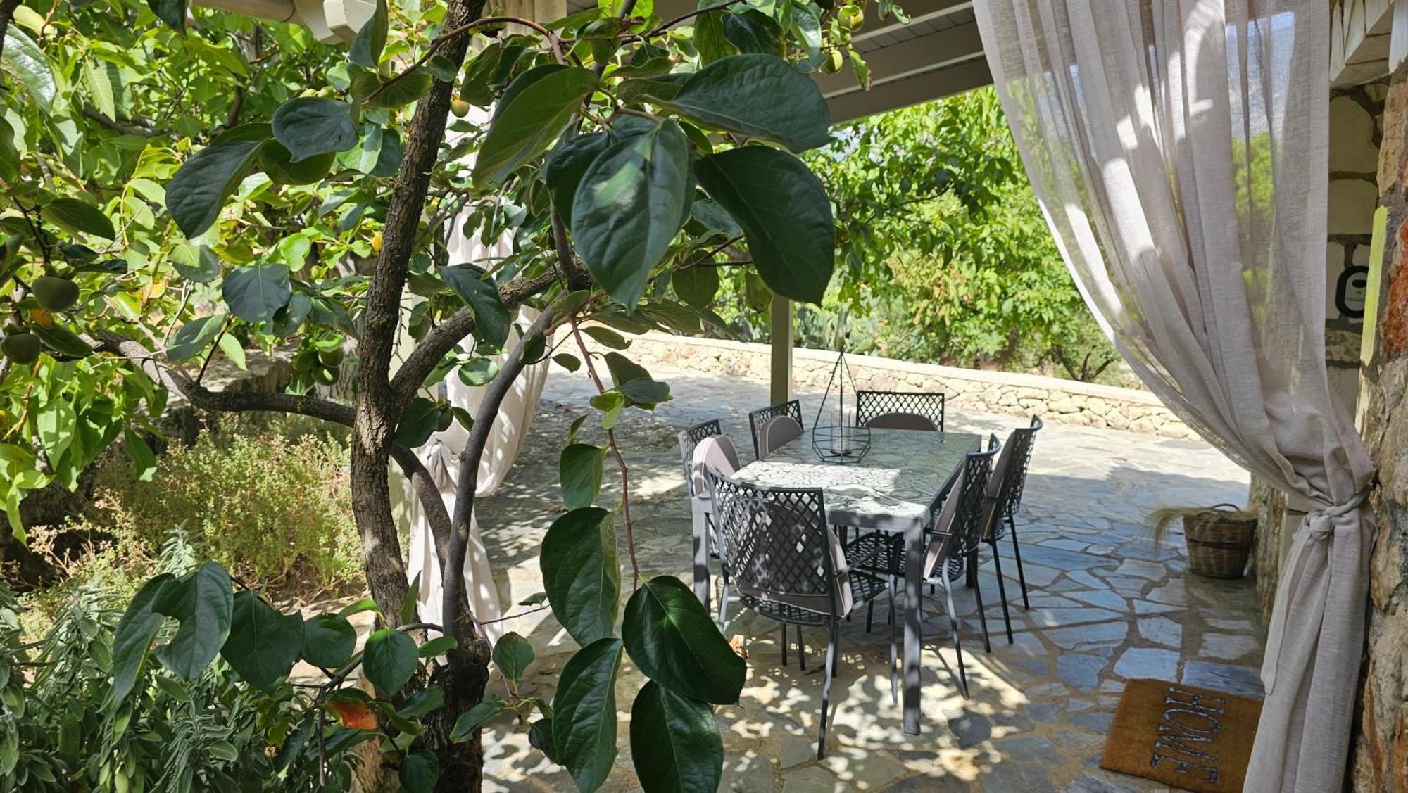 Ploes Luxury Cottages Pesadha ภายนอก รูปภาพ